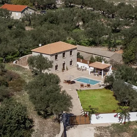 Villa Petalo *