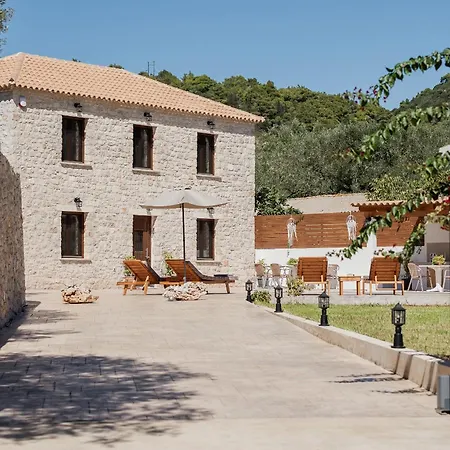 Petalo Villa *