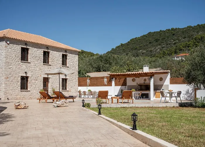 Villa Petalo Exo Khora