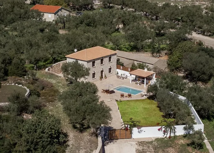 Villa Petalo *
